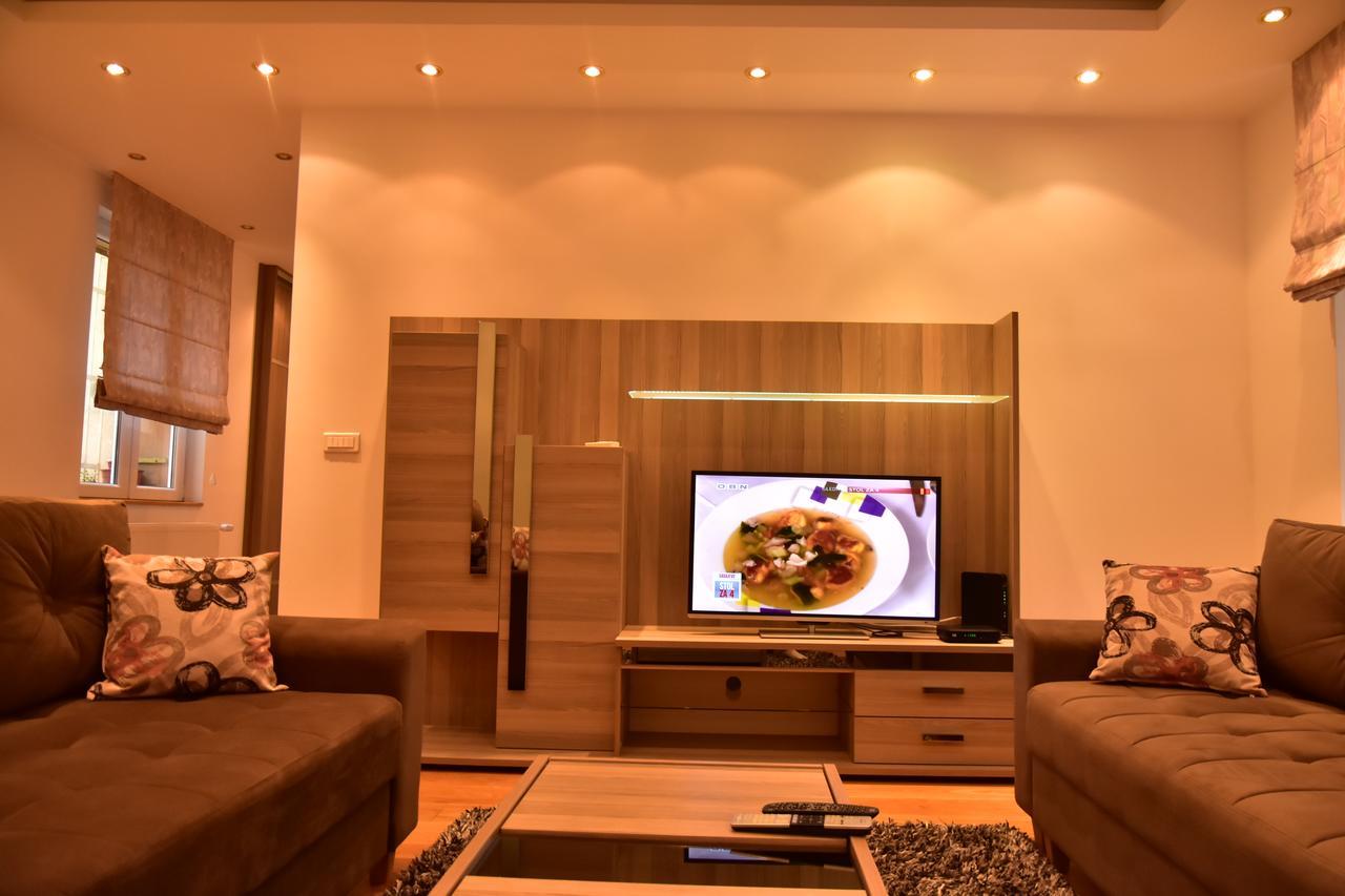 Ferhadija Luxury Apartment SJJ Exterior foto
